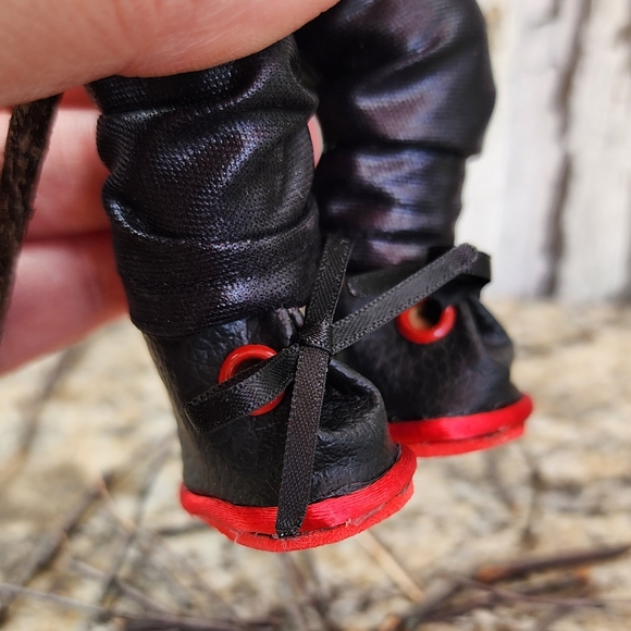 🎨 8 Inch Little Bitty Baby Traditional Gothic Boy and Girl Outfits - Picture 15 of 15